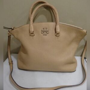 Beige Tory Burch tote